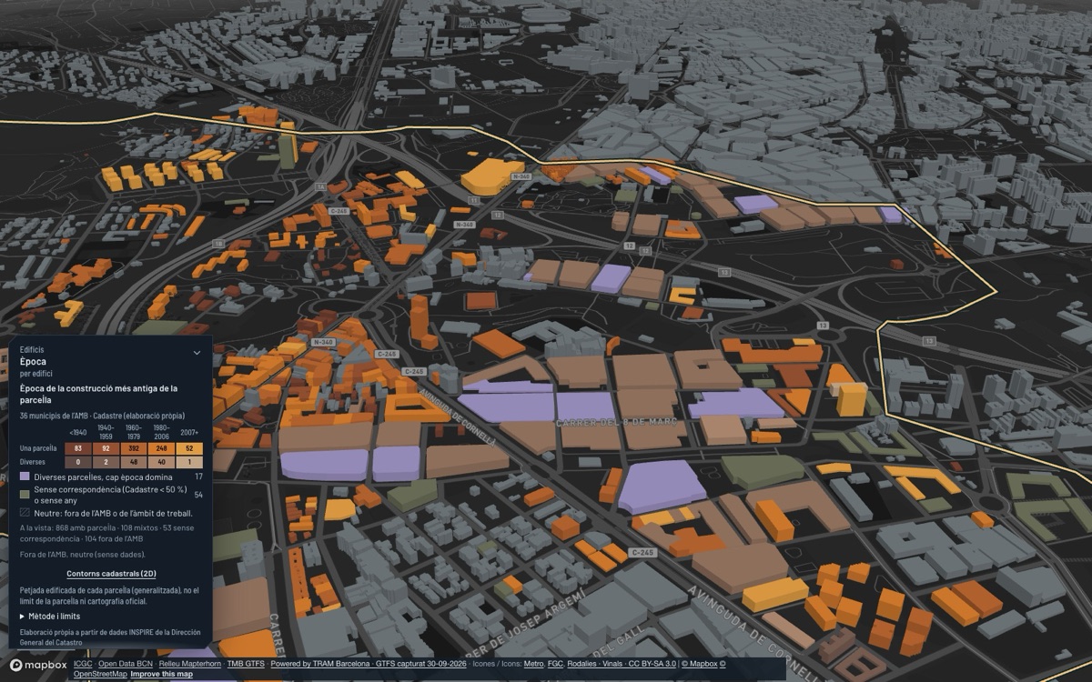 Esplugues de Llobregat: 3D view of the town centre at dusk, each building coloured by its construction period.