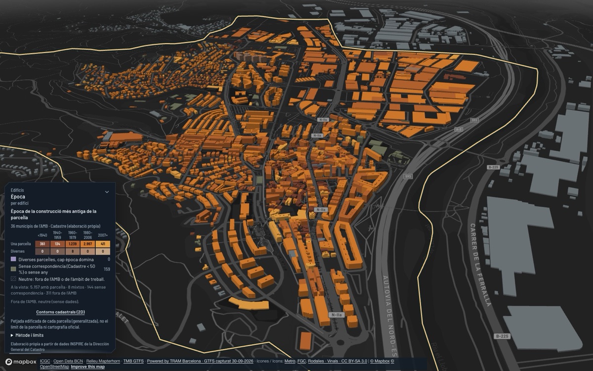 Sant Andreu de la Barca: 3D view of the town centre at dusk, each building coloured by its construction period.